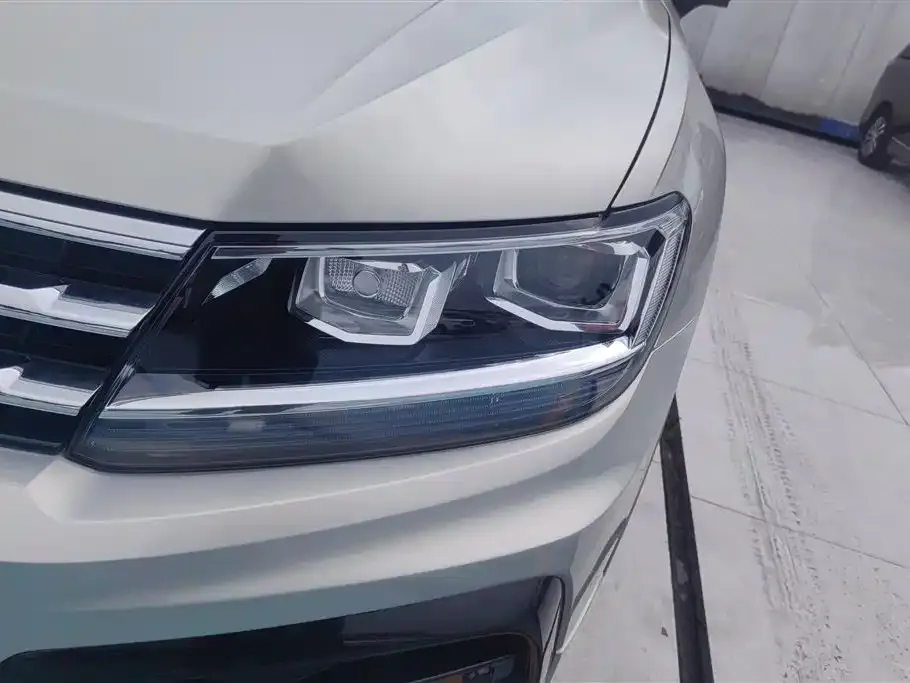 Volkswagen Tiguan L 2021 из CN, фото 5