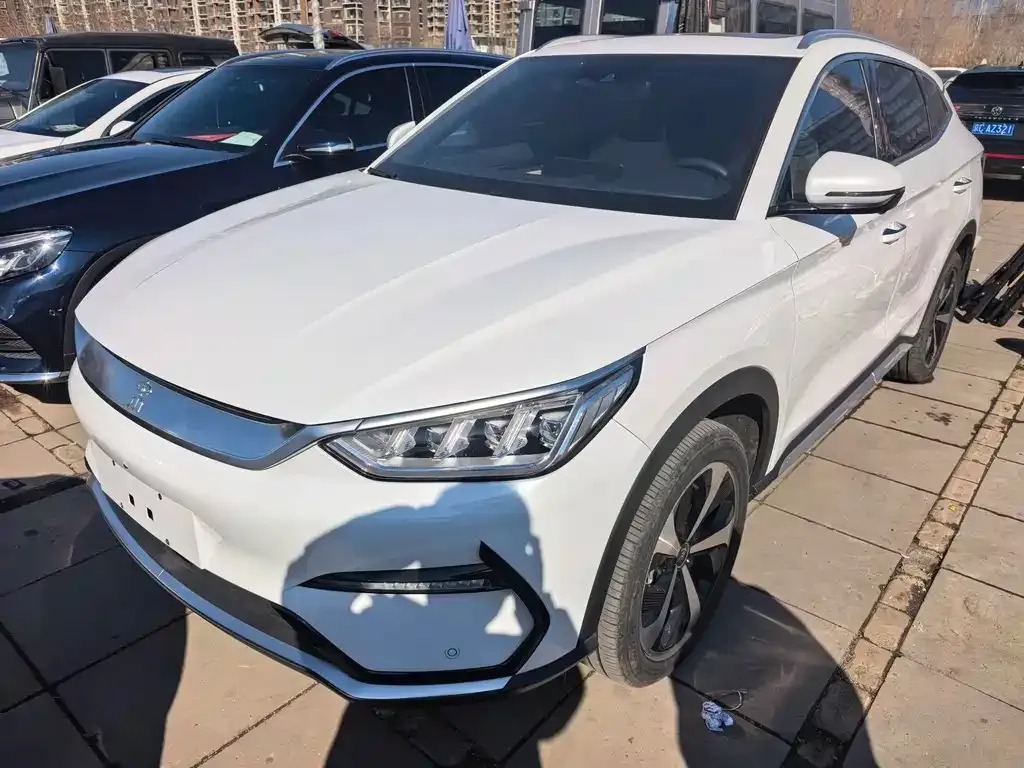 BYD PLUS New Energy — фото 1