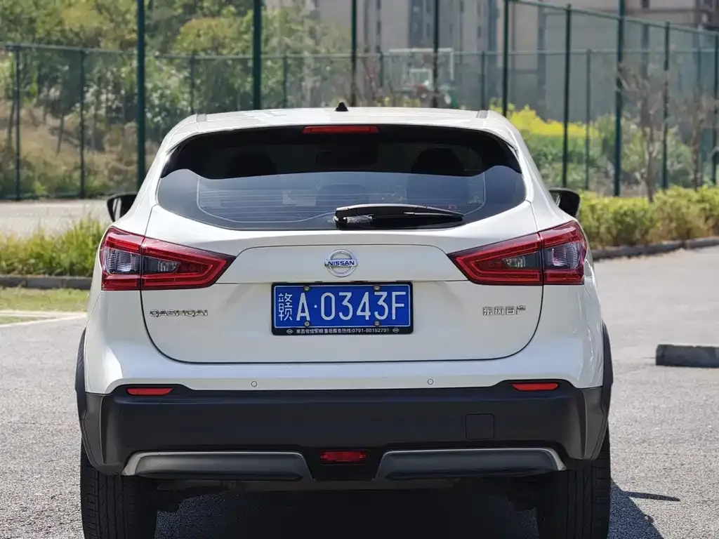 Nissan Qashqai — фото 2