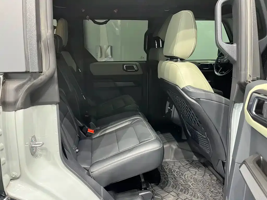 Ford Bronco 2025 из CN, фото 10