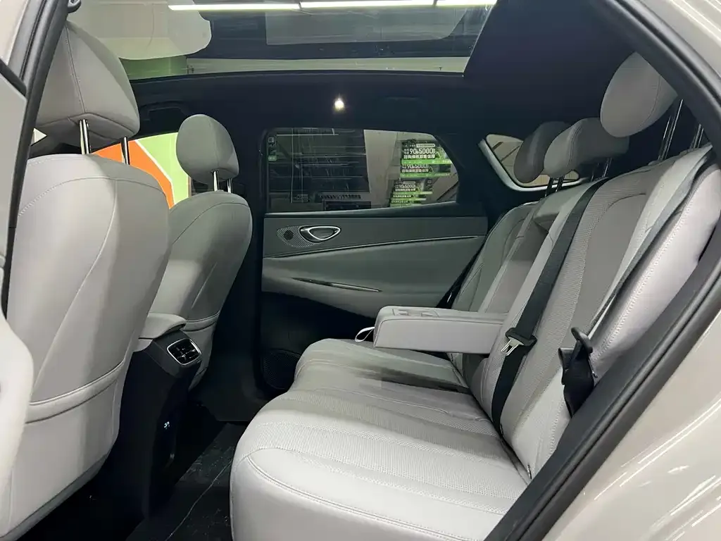 BYD Hiace 06 2025 из CN, фото 3