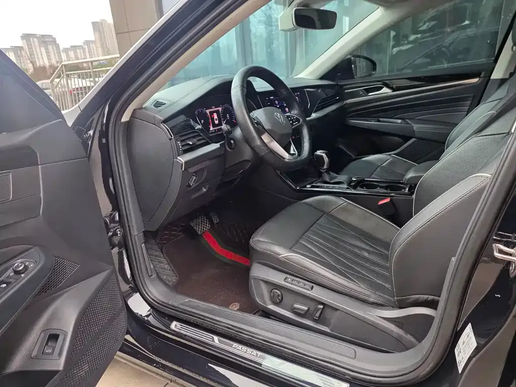 Volkswagen Passat — фото 4