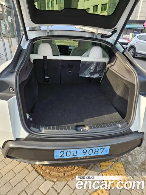 Tesla Model Y 2025 из KR, фото 6