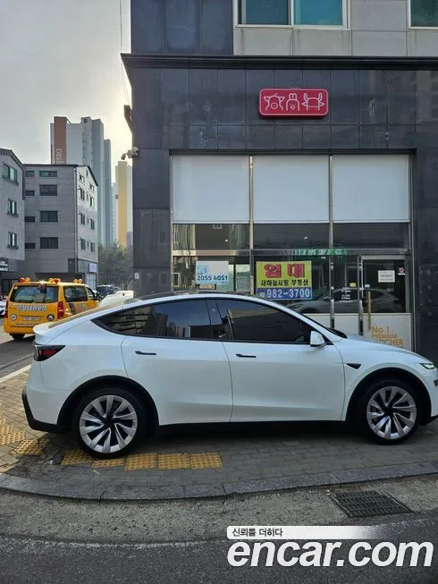 Tesla Model Y 2025 из KR, фото 4