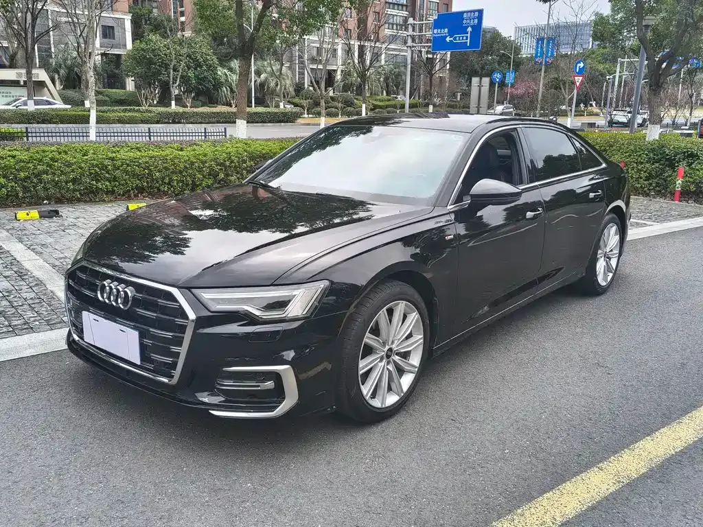 Audi A6L 2022 из CN, фото 1