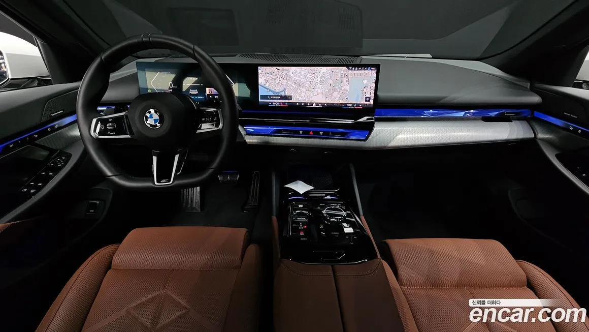 BMW 5-Series — фото 10