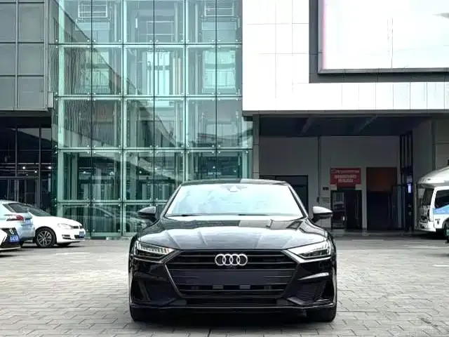 Audi A7 2021 из CN, фото 7
