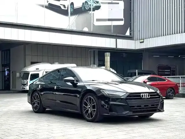 Audi A7 2021 из CN, фото 8