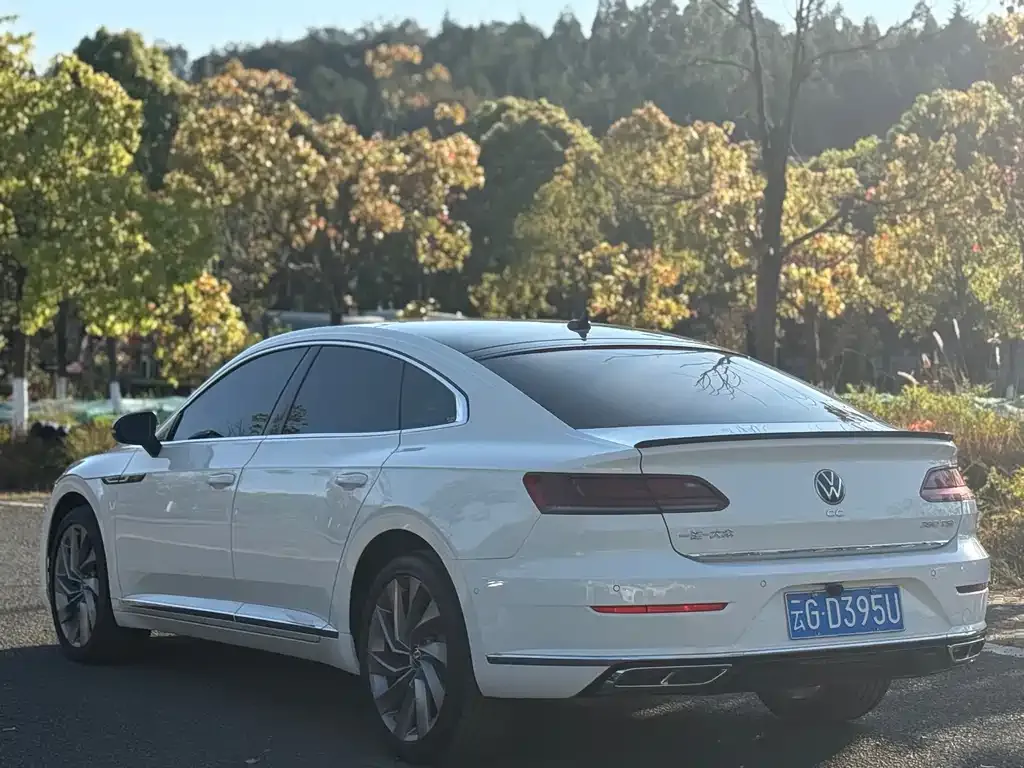 Volkswagen CC — фото 6