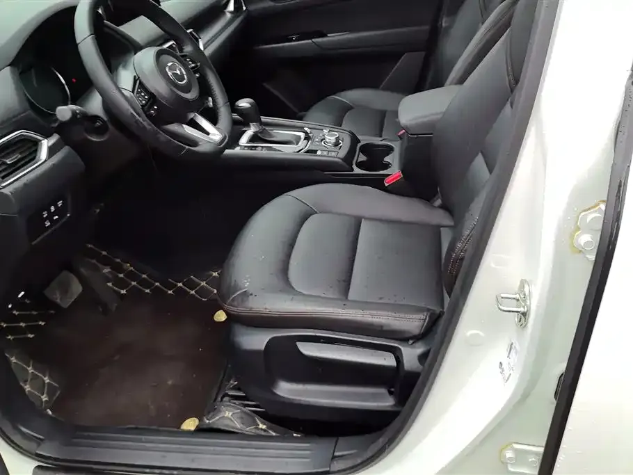 Mazda CX-5 2024 из CN, фото 2