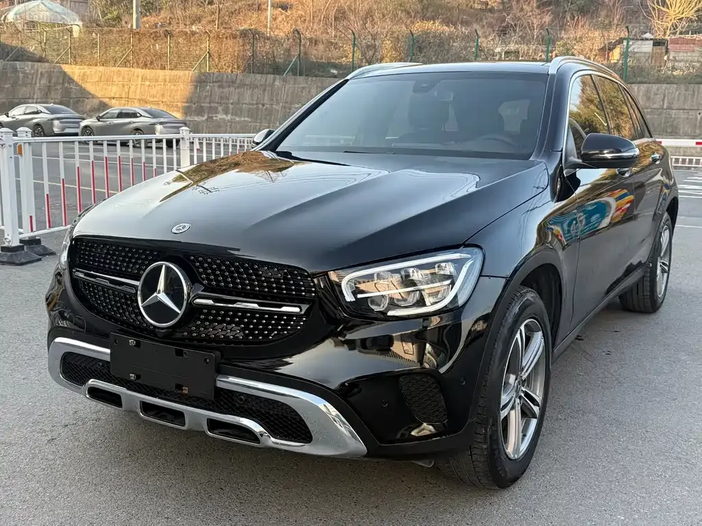 Mercedes-Benz GLC — фото 1
