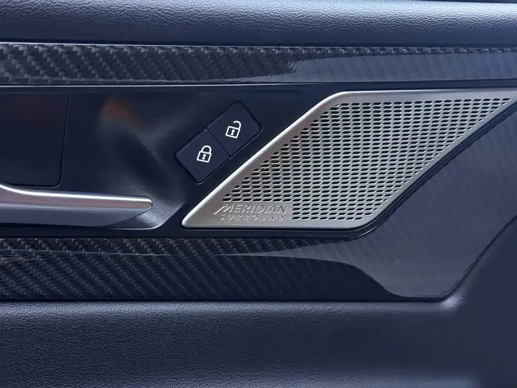 Jaguar XEL 2025 из CN, фото 8
