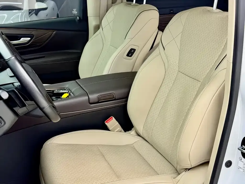 Toyota Alphard 2025 из CN, фото 2