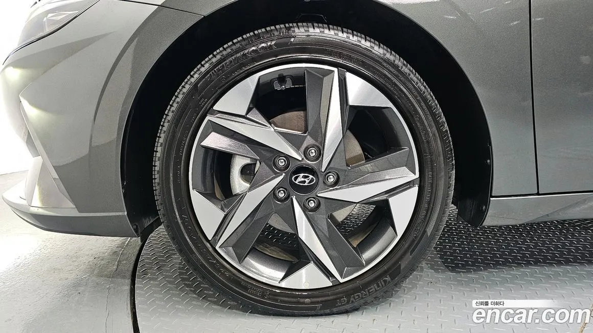 Hyundai AVANTE — фото 5