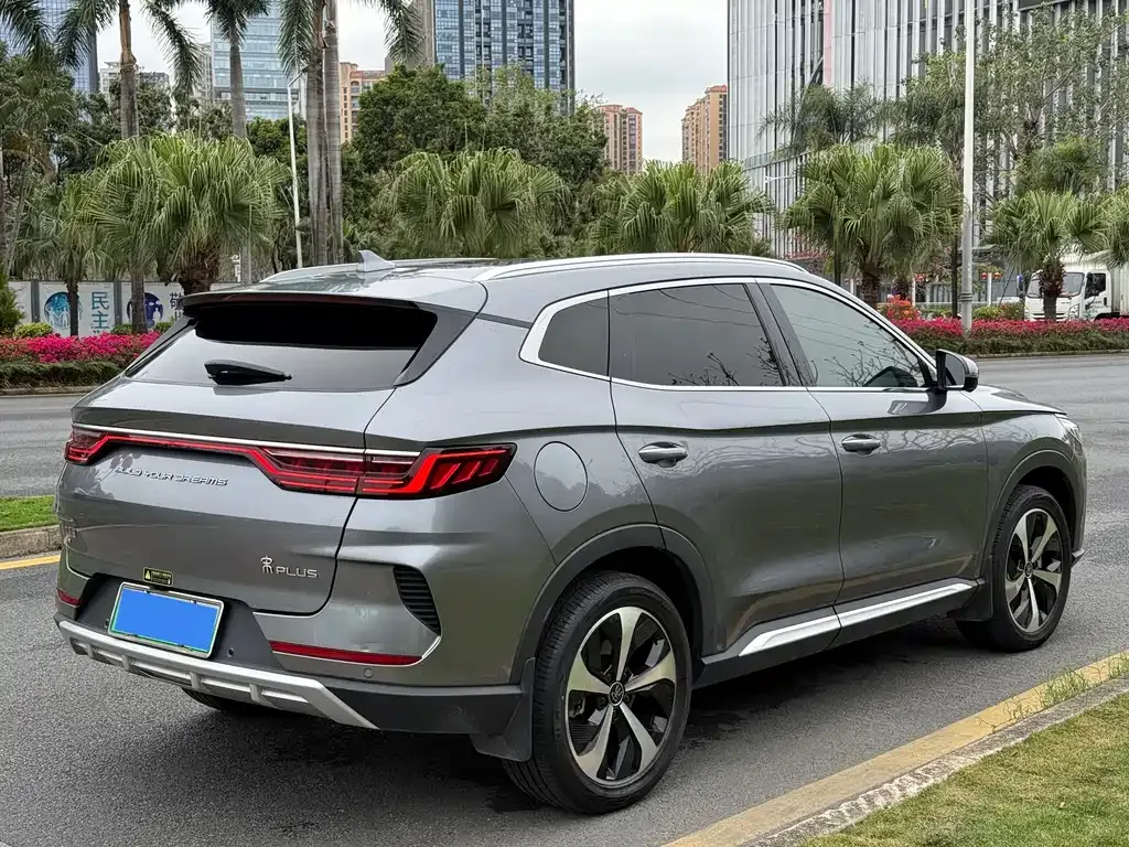 BYD PLUS New Energy — фото 5