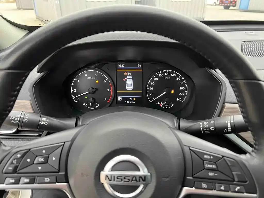 Nissan Teana — фото 2