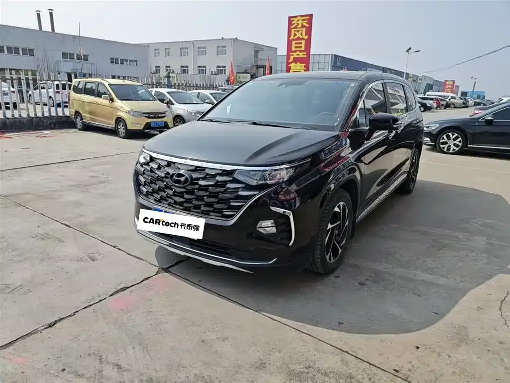 Hyundai Custo — фото 1