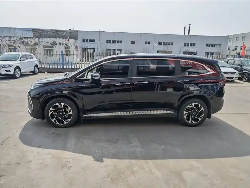 Hyundai Custo — фото 3
