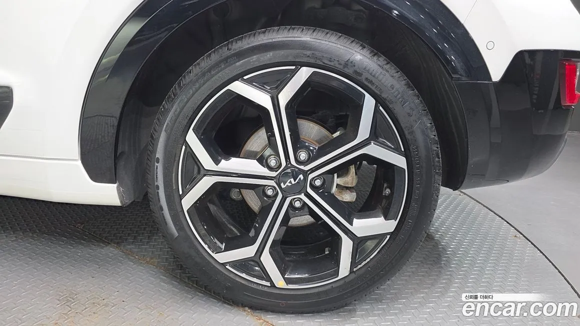 Kia Niro — фото 10
