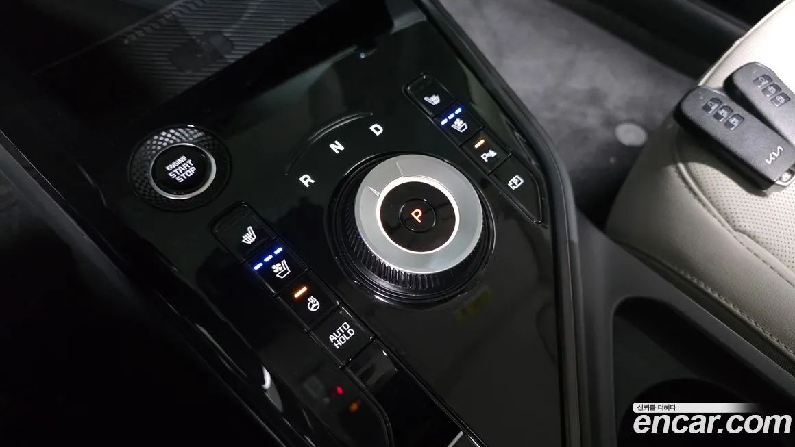 Kia Niro — фото 9
