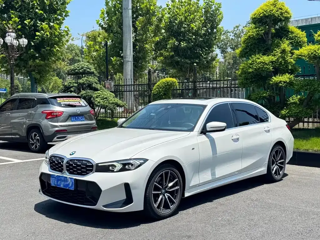 BMW 3 Series — фото 1
