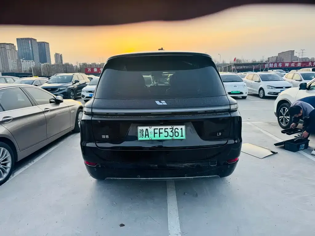 Li Auto L9 2023 из CN, фото 2
