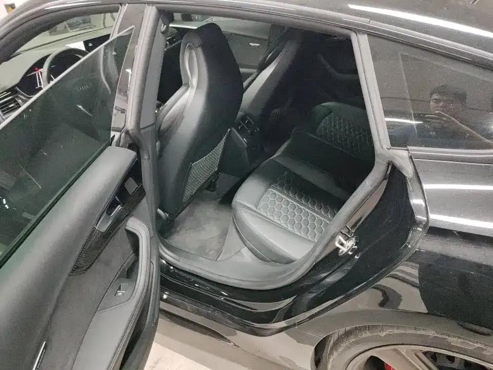 Audi RS 5 2024 из CN, фото 4