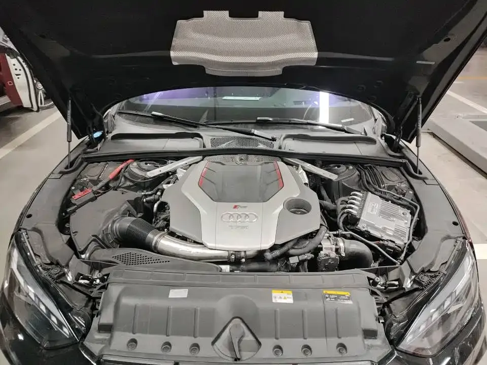 Audi RS 5 2024 из CN, фото 5