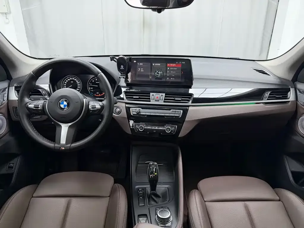 BMW X1 — фото 2