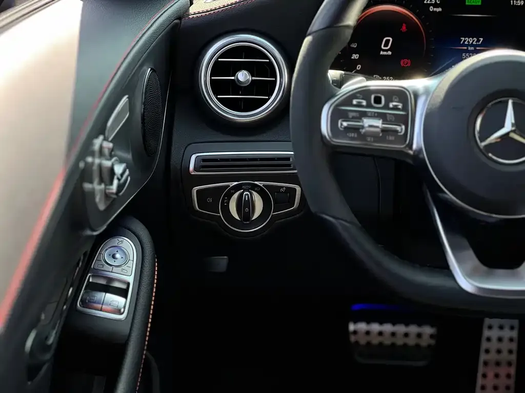 Mercedes-Benz C-Class (Import) — фото 7