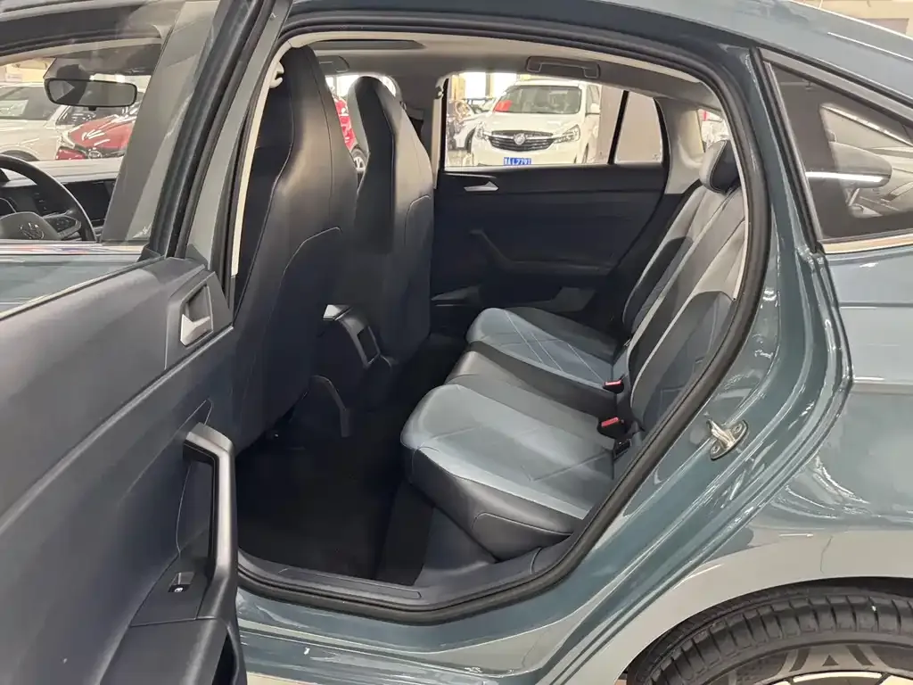 Volkswagen Lavida 2023 из CN, фото 3