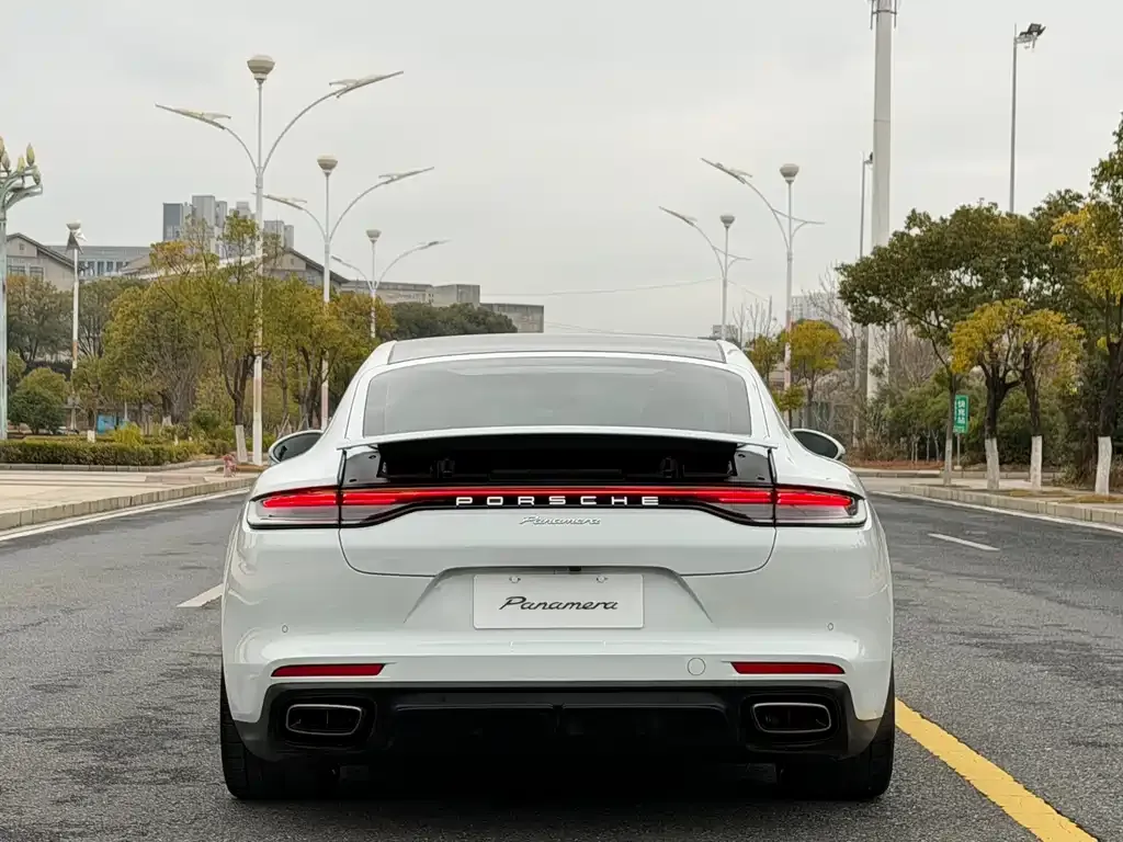 Porsche Panamera — фото 3