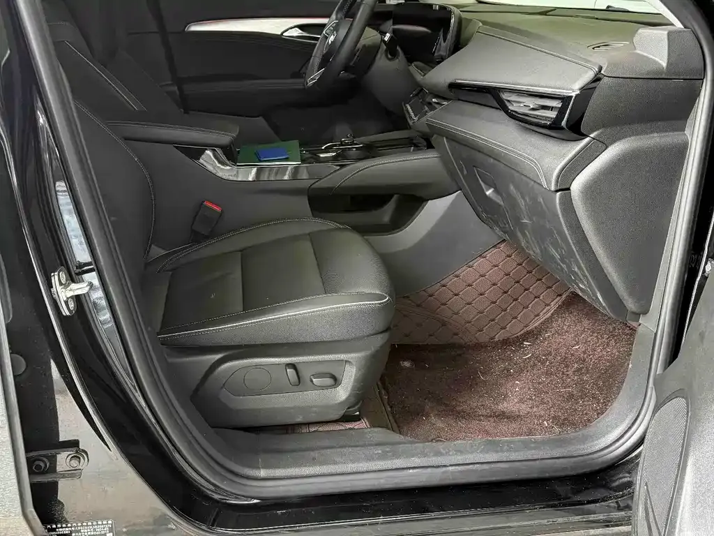 Buick Envision Plus — фото 2