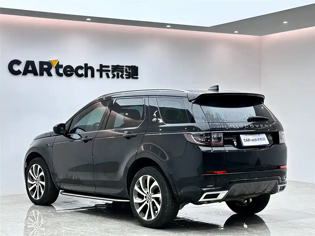 Land Rover Discovery Sport — фото 10