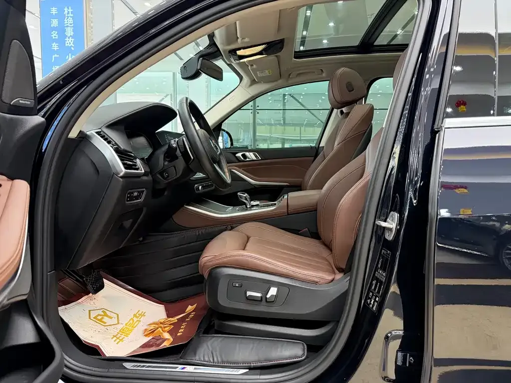 BMW X5 (Import) — фото 10