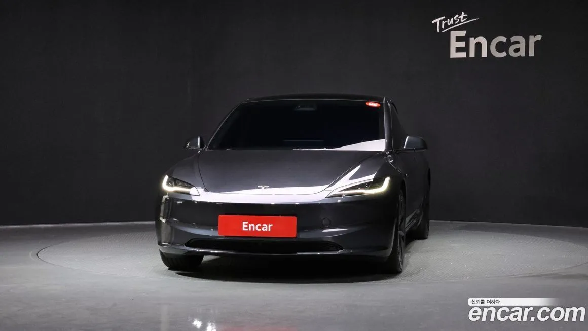 Tesla Model 3 — фото 2