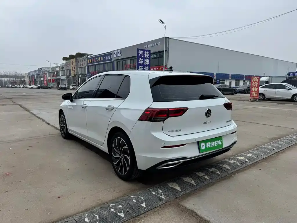 Volkswagen Golf 2022 из CN, фото 3