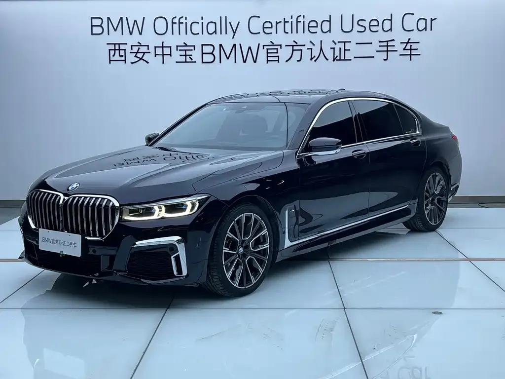 BMW 7 Series — фото 1