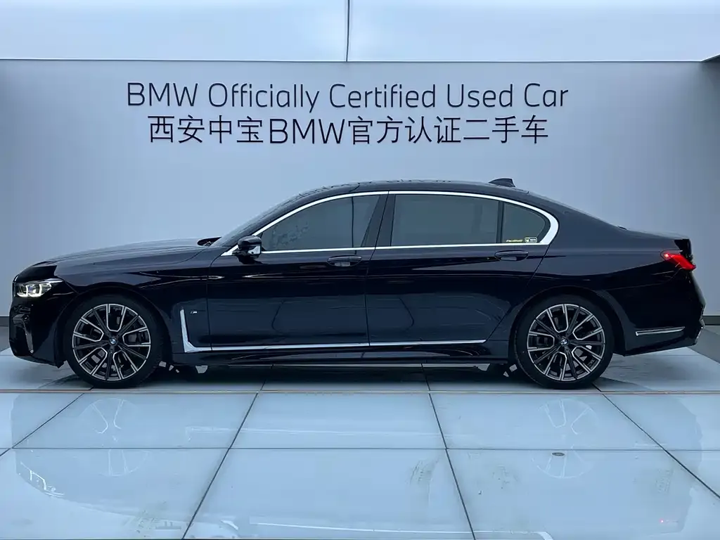 BMW 7 Series — фото 4