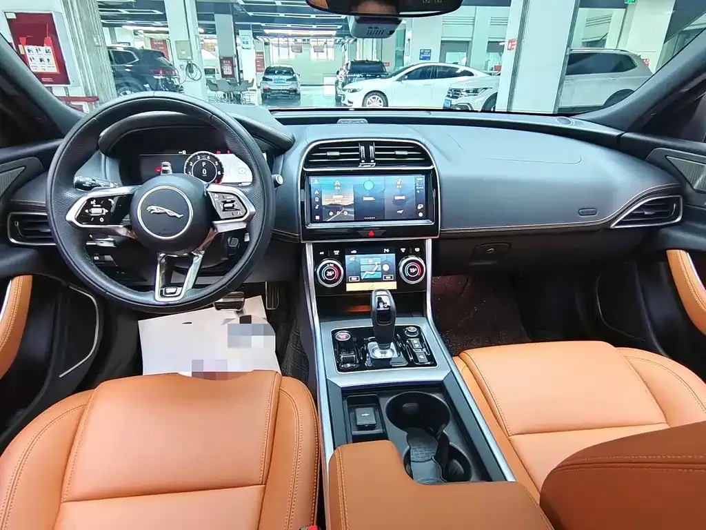 Jaguar XEL 2024 из CN, фото 9