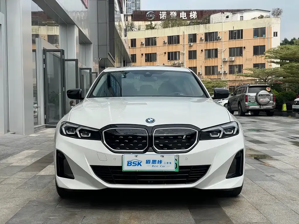 BMW i3 — фото 7