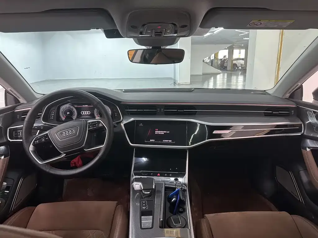 Audi A7L 2024 из CN, фото 3