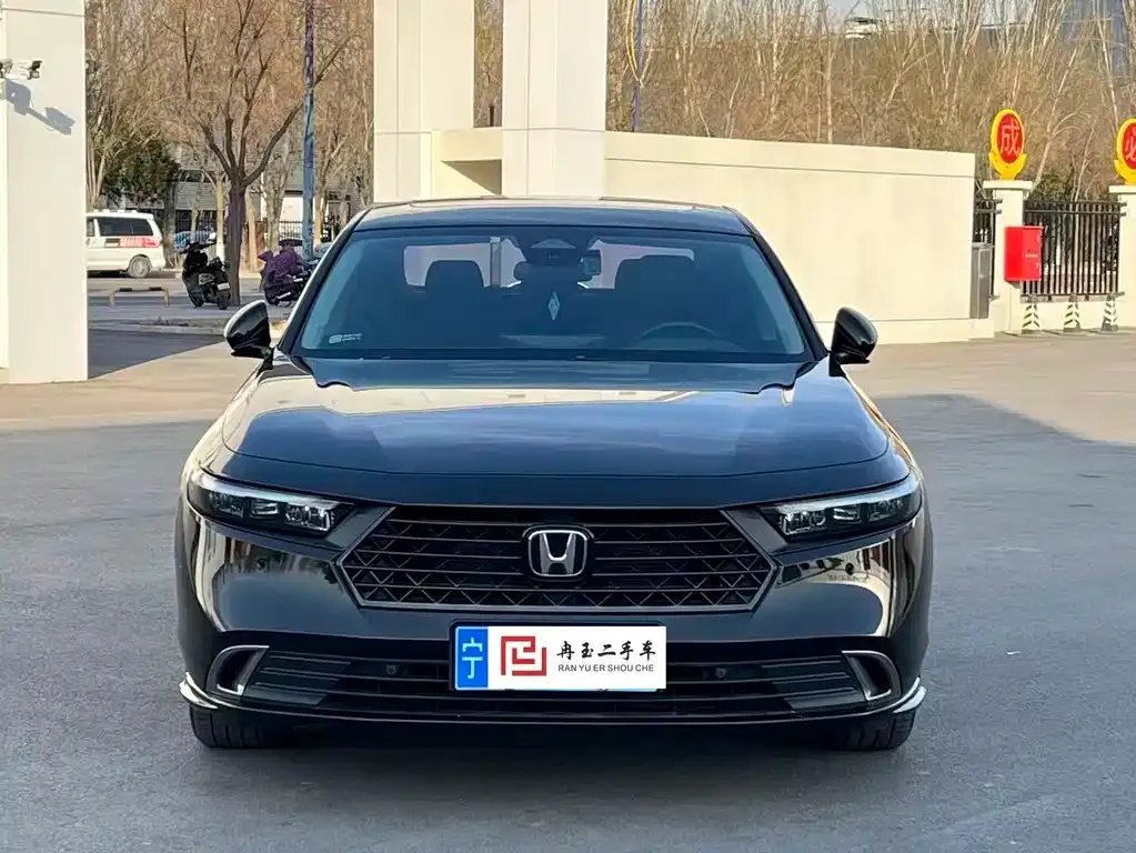Honda Accord — фото 6