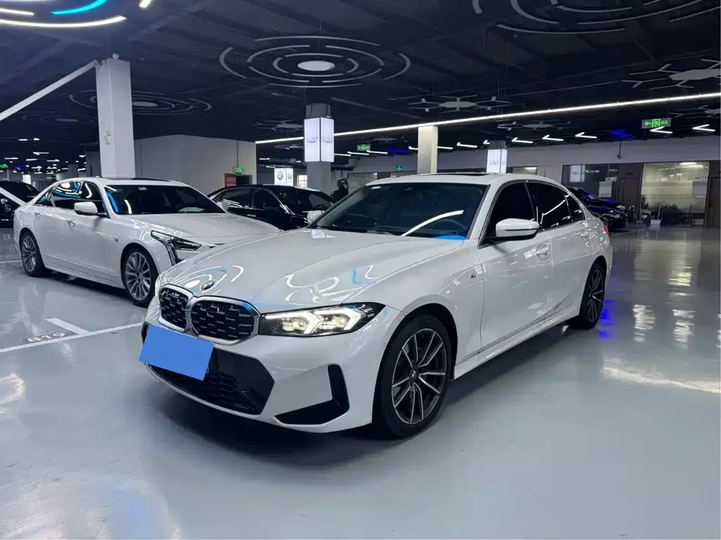 BMW 3 Series — фото 1