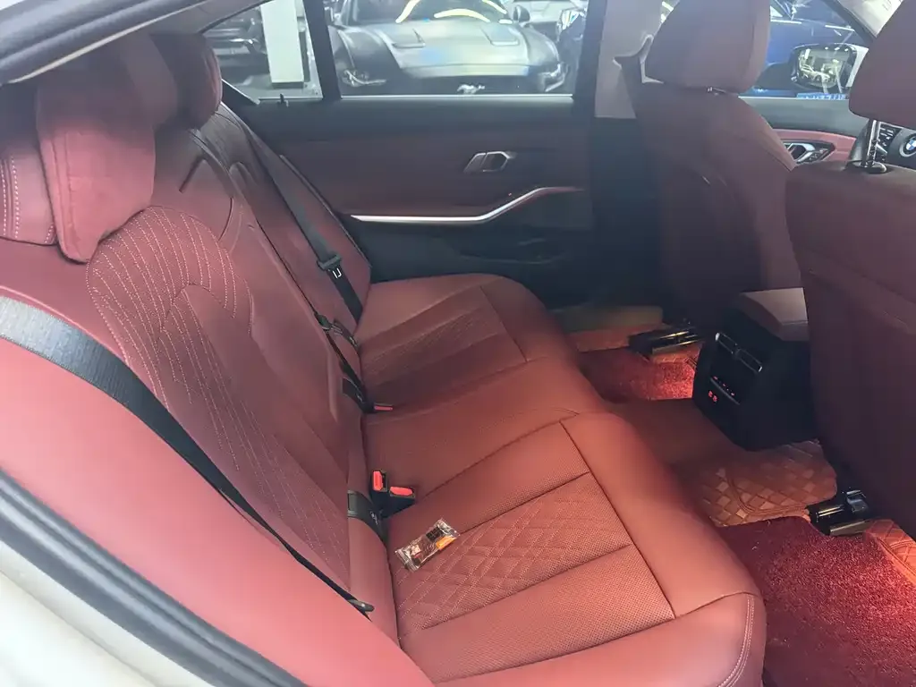 BMW 3 Series — фото 10