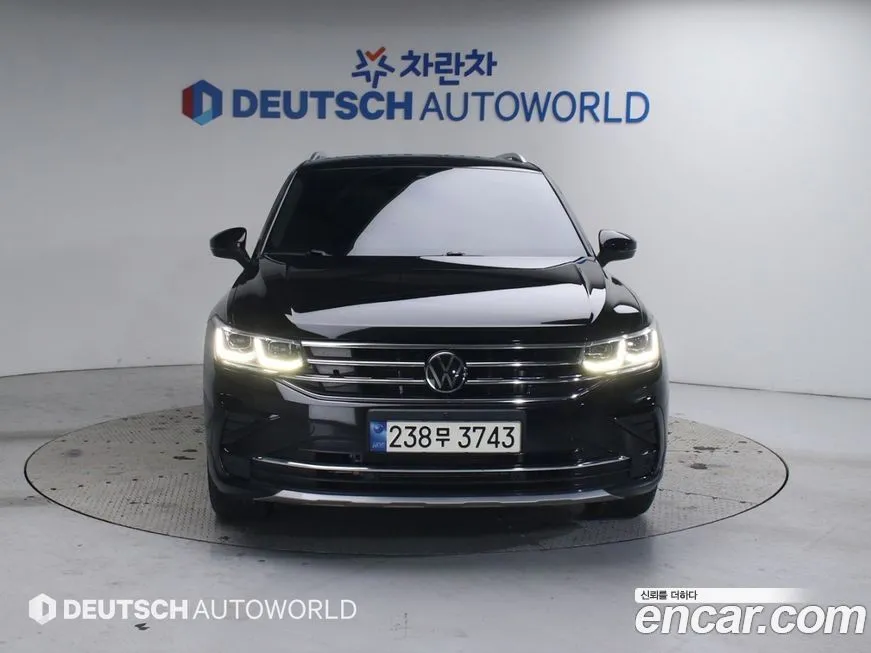 Volkswagen Tiguan — фото 4
