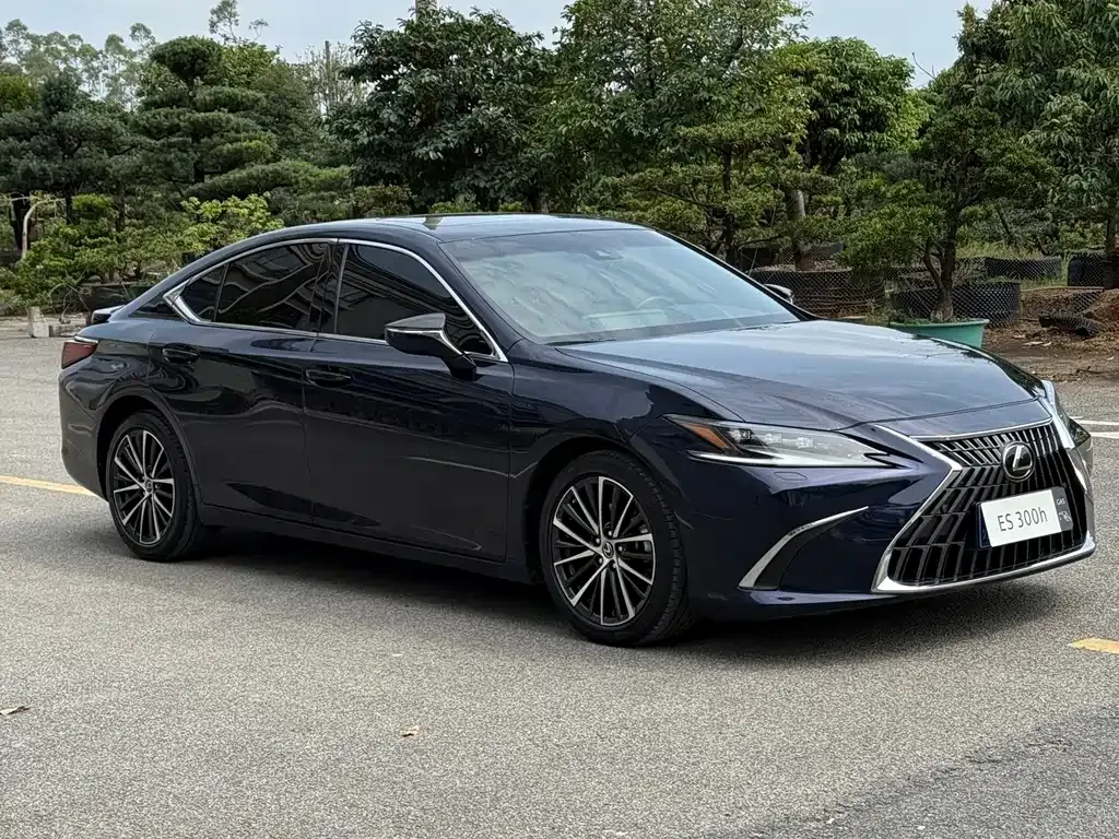 Lexus ES 2023 из CN, фото 1