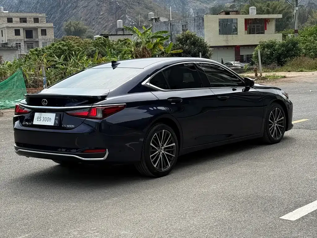 Lexus ES 2023 из CN, фото 8