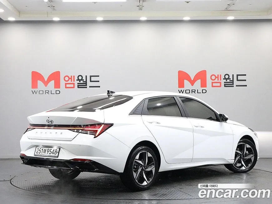 Hyundai AVANTE — фото 4