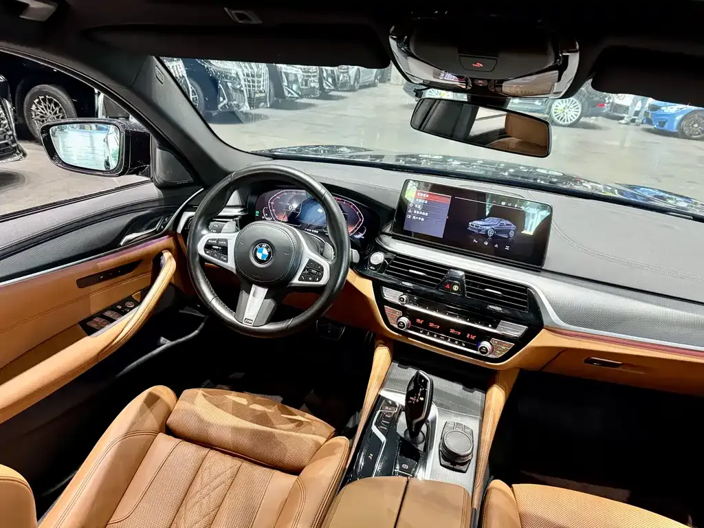 BMW 5 Series (Import) — фото 2